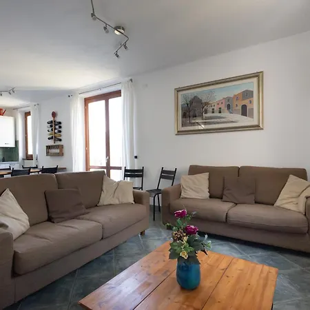 Apartament Borgo Verginate - Panorama Bellano